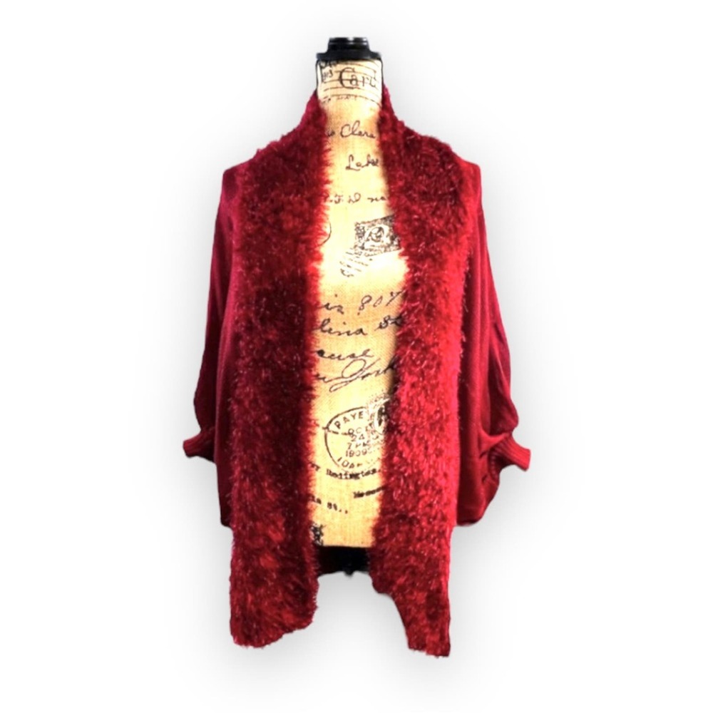 VERTIGO Fuzzy Cranberry cardigan Shrug WOMENS SZ M NEW WITHOUT TAGS